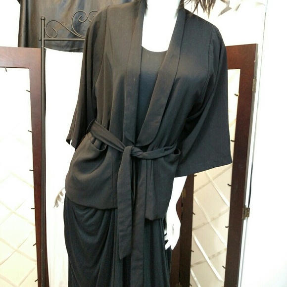 Kimono Style Wrap - Picture 4 of 5